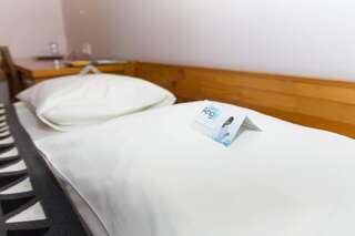 Отель Pesa Hotel Пылва Двухместный номер с 2 отдельными кроватями-9